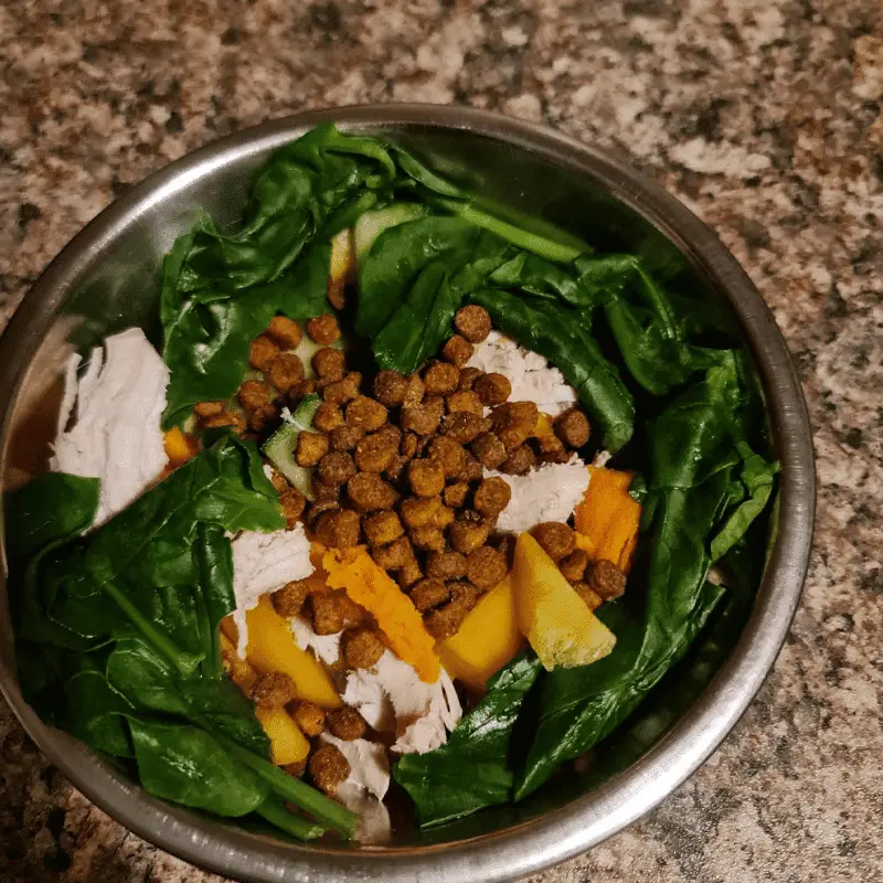 spinach, pepper, chicken, lentils, rice